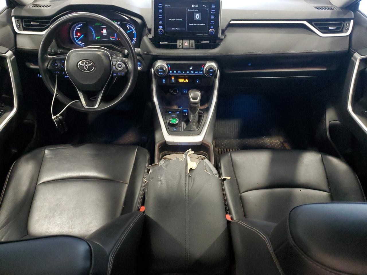 2019 Toyota RAV 4 - Image 8