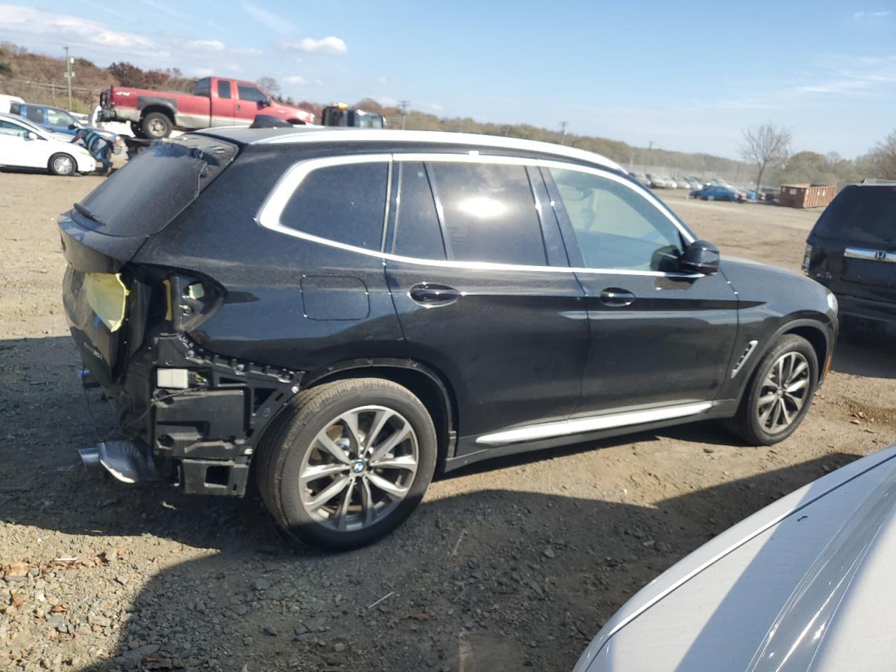 2019 BMW X3 - Image 3