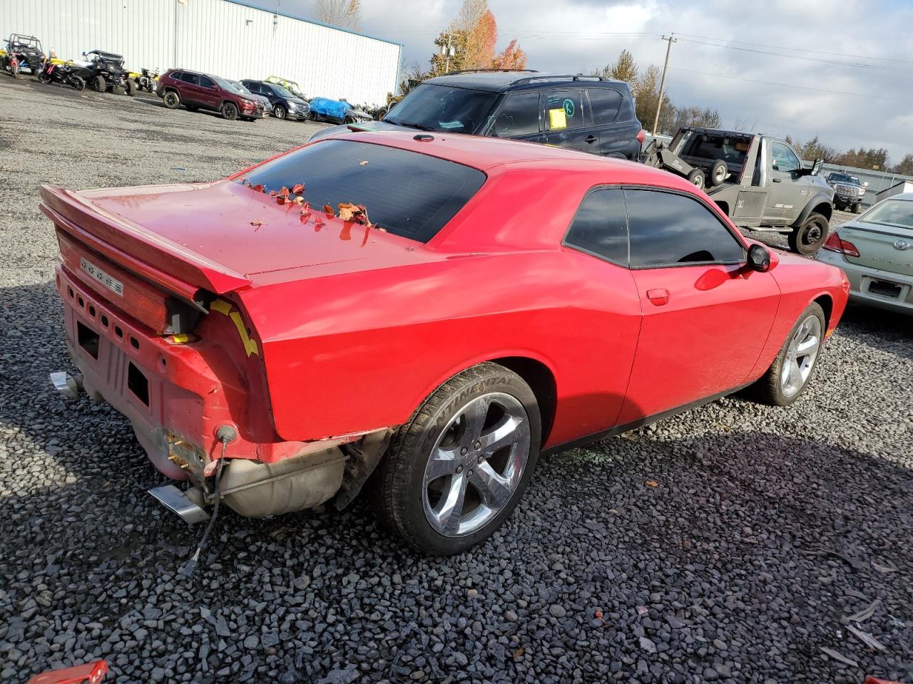 VIN 2C3CDYBT9DH575369 2013 DODGE CHALLENGER no.3