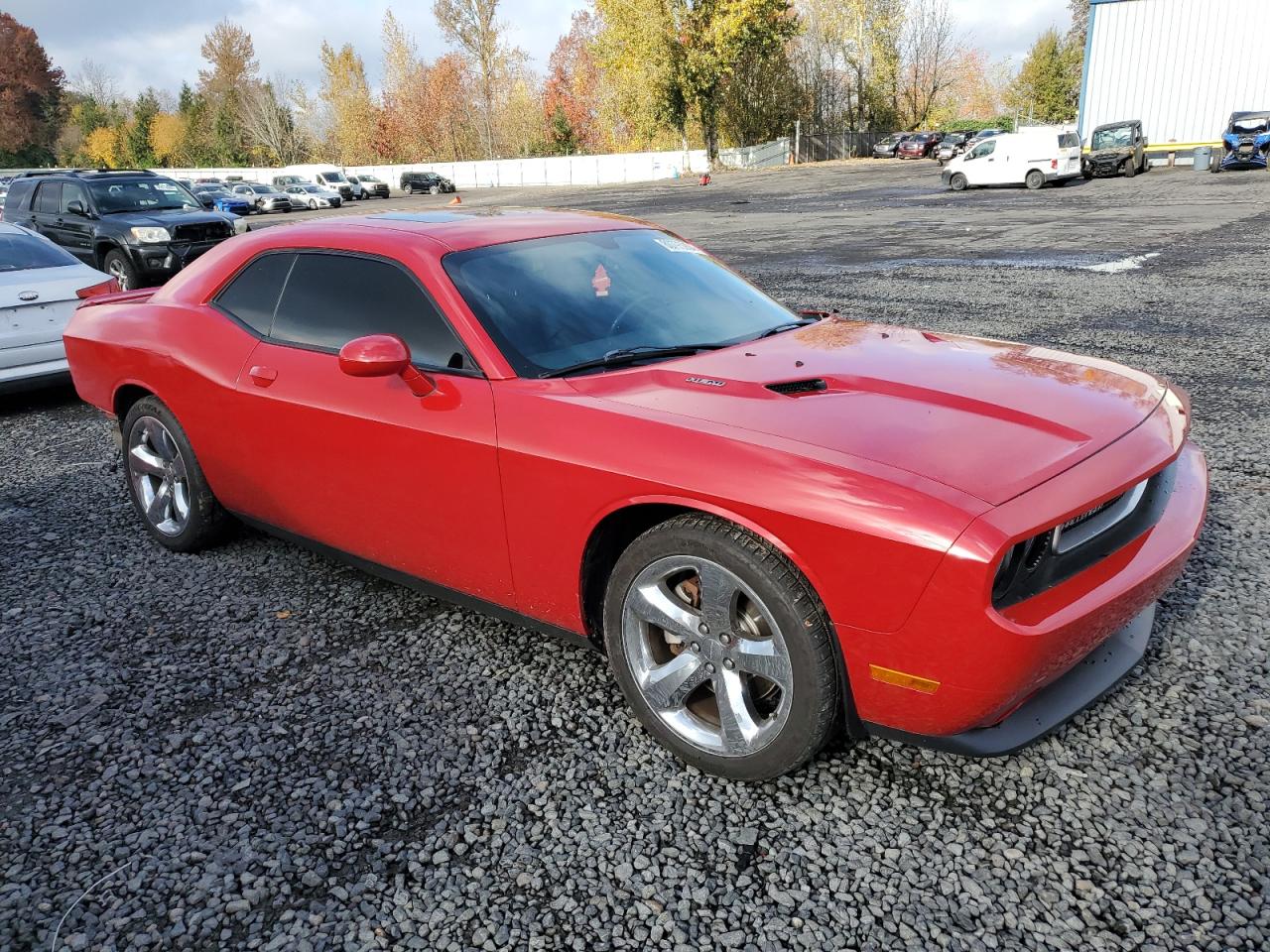 VIN 2C3CDYBT9DH575369 2013 DODGE CHALLENGER no.4