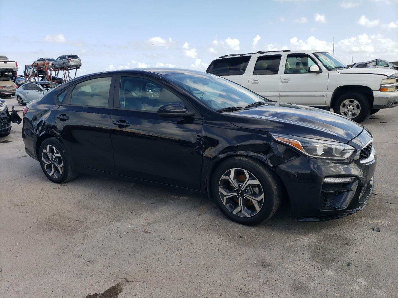 2021 Kia Forte - Image 4