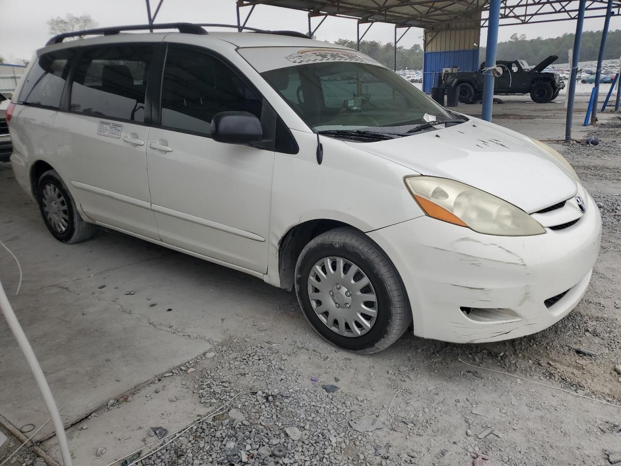 2009 Toyota Sienna - Image 4