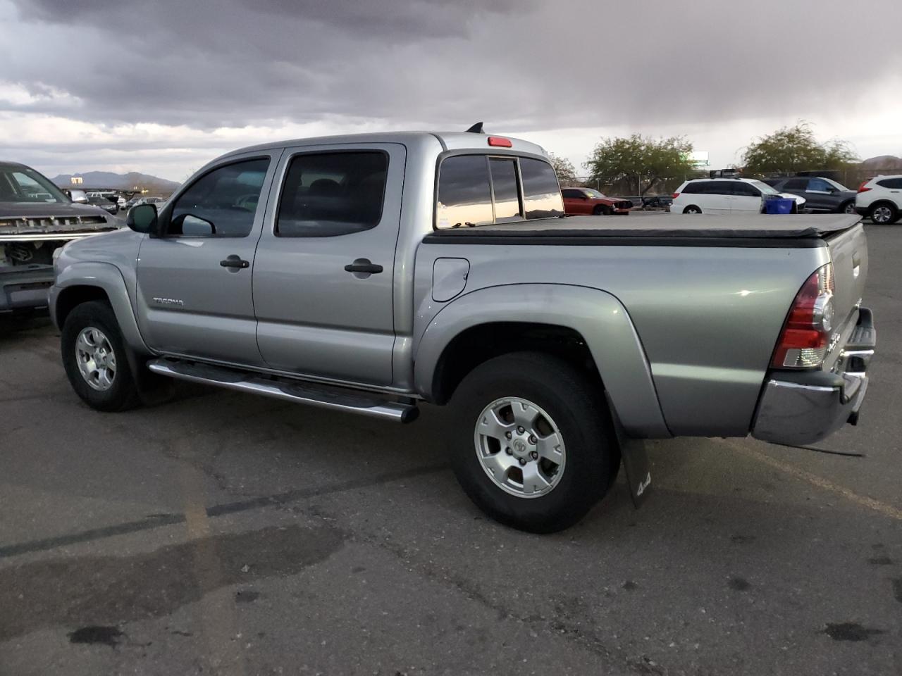 2014 Toyota Tacoma - Image 2