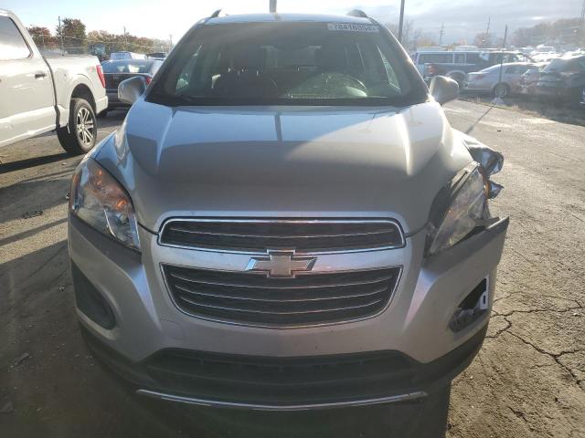 Паркетники CHEVROLET TRAX 2016 Серебристый