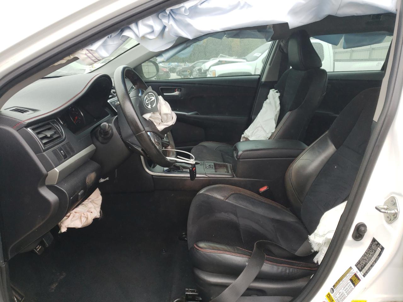 2015 Toyota Camry - Image 7