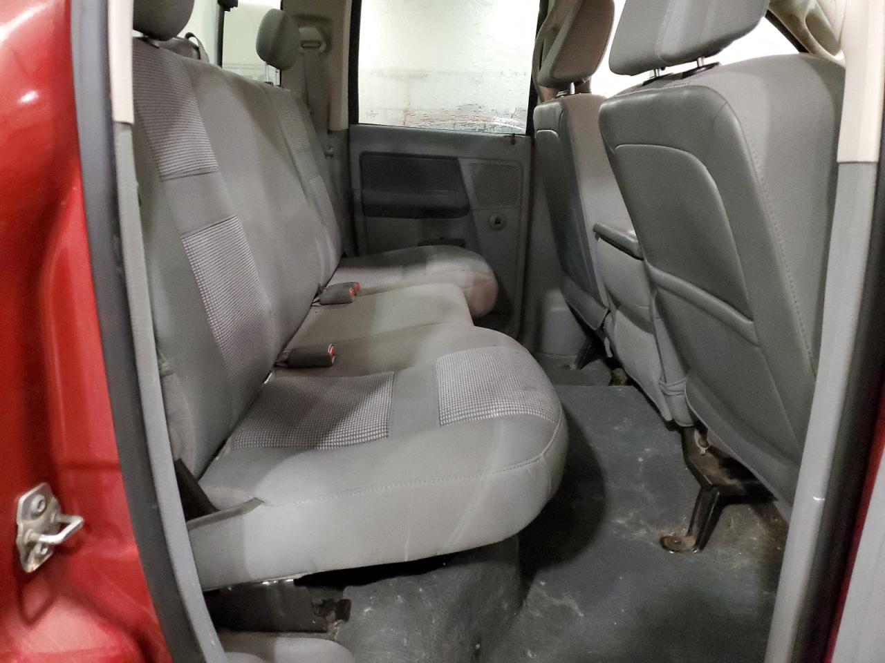 2007 Dodge RAM - Image 10