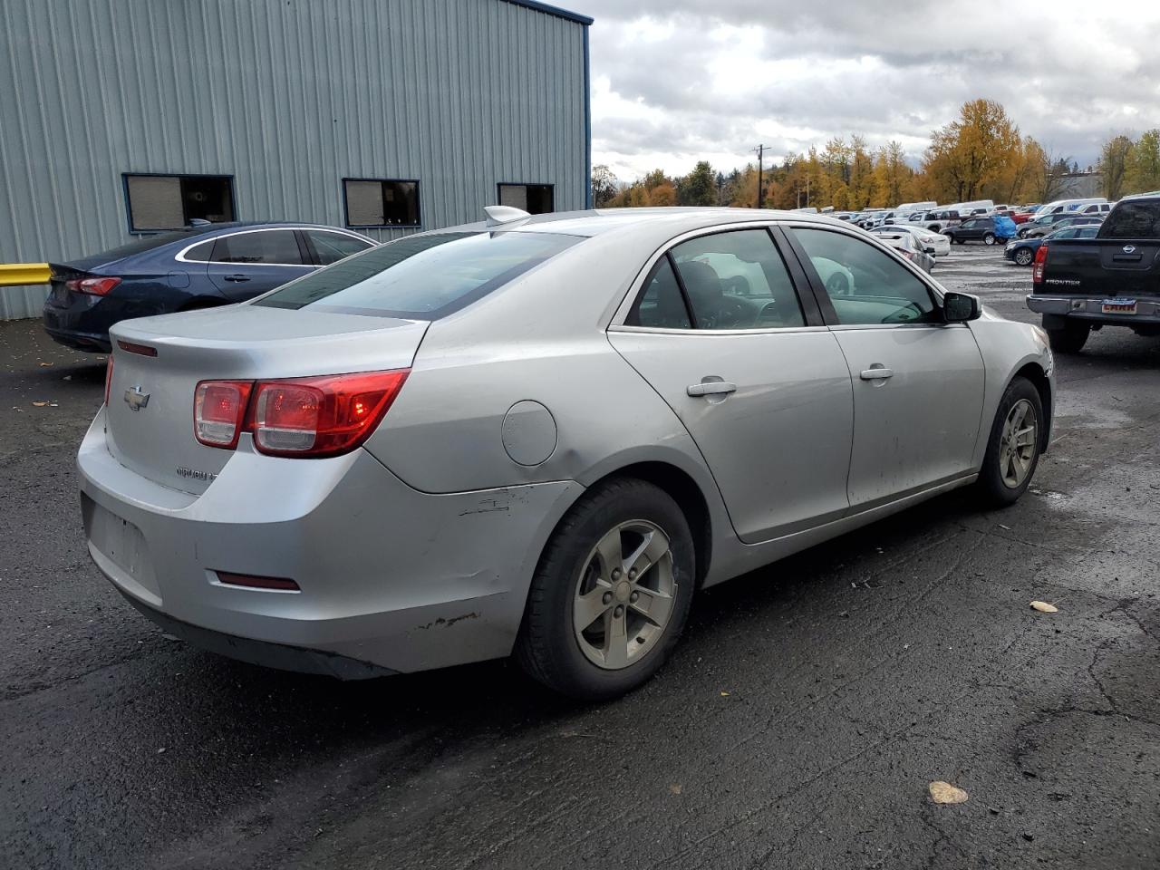 2016 Chevrolet Malibu - Image 3