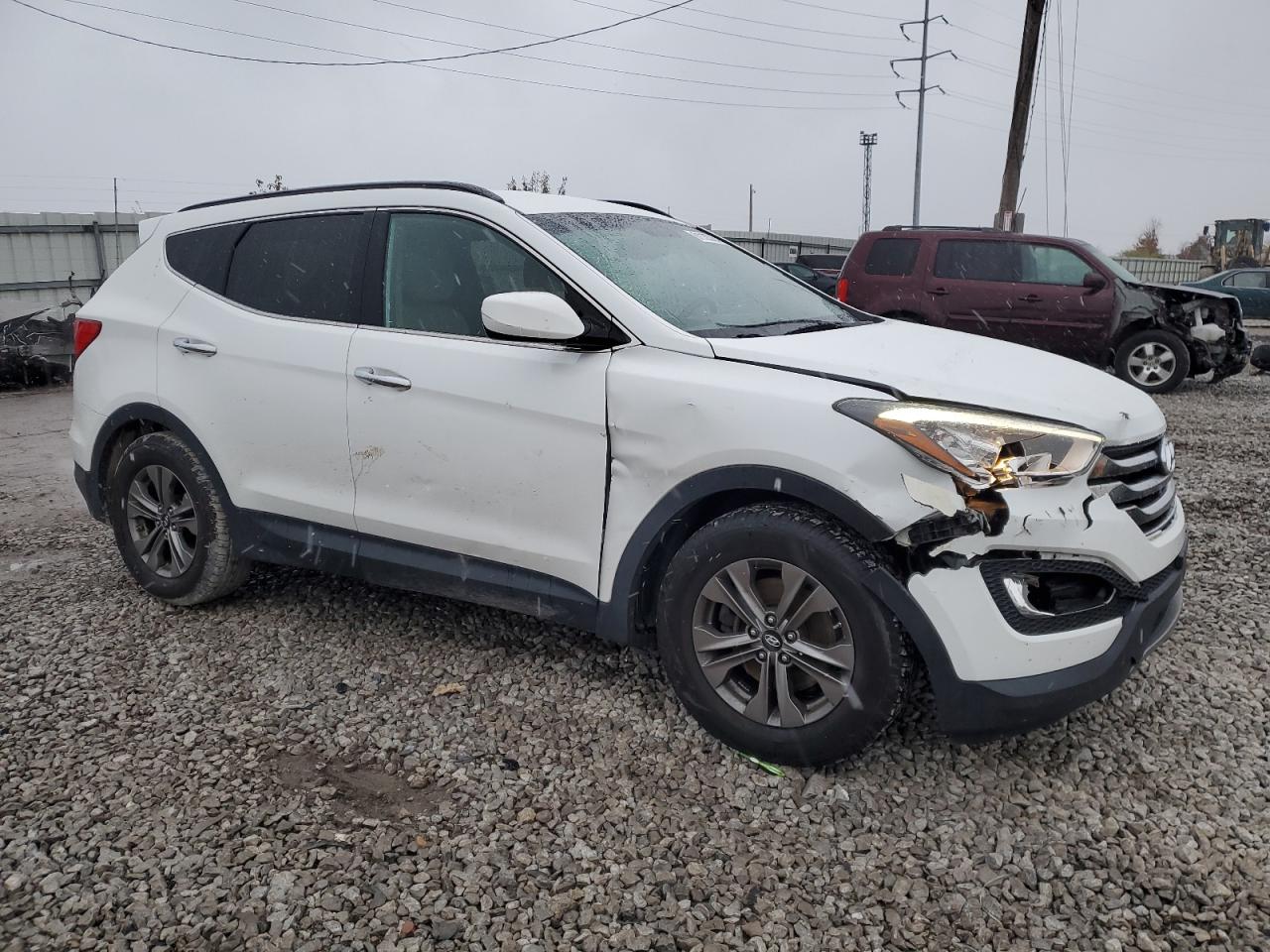 2015 Hyundai Santa Fe - Image 4