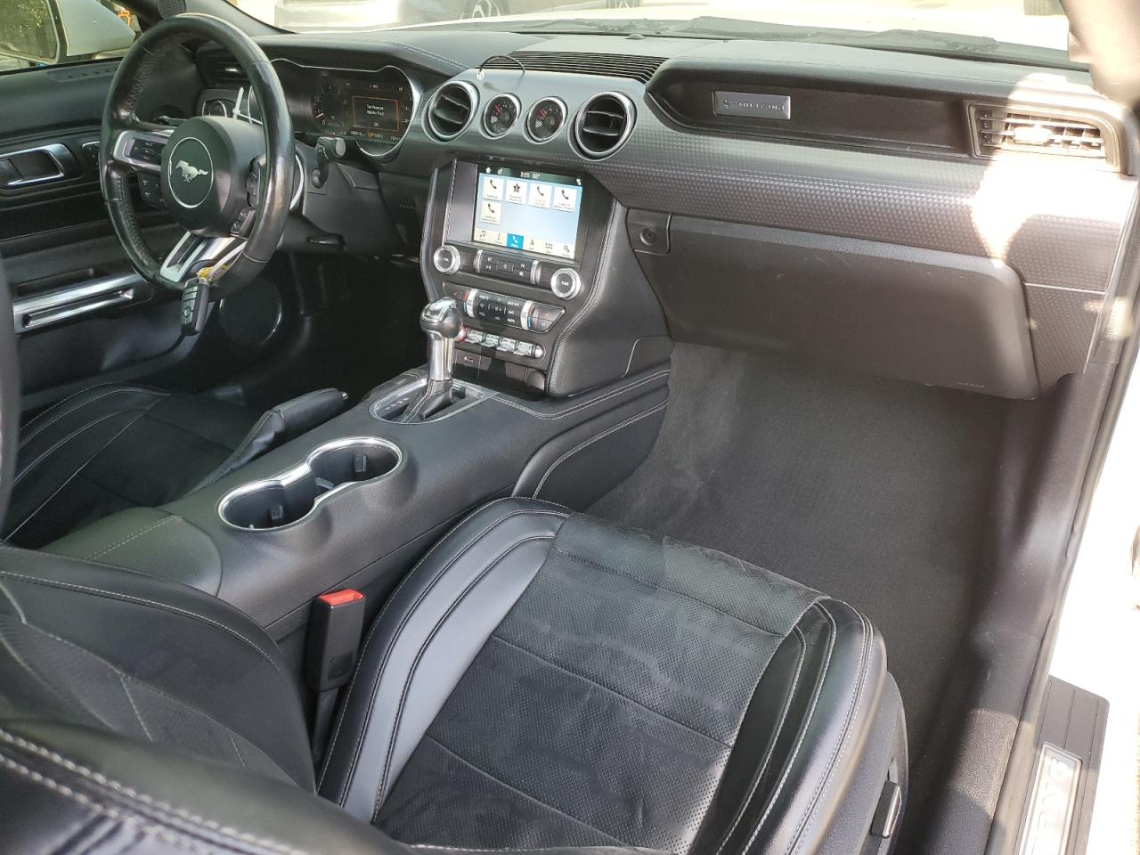 2019 Ford Mustang - Image 8
