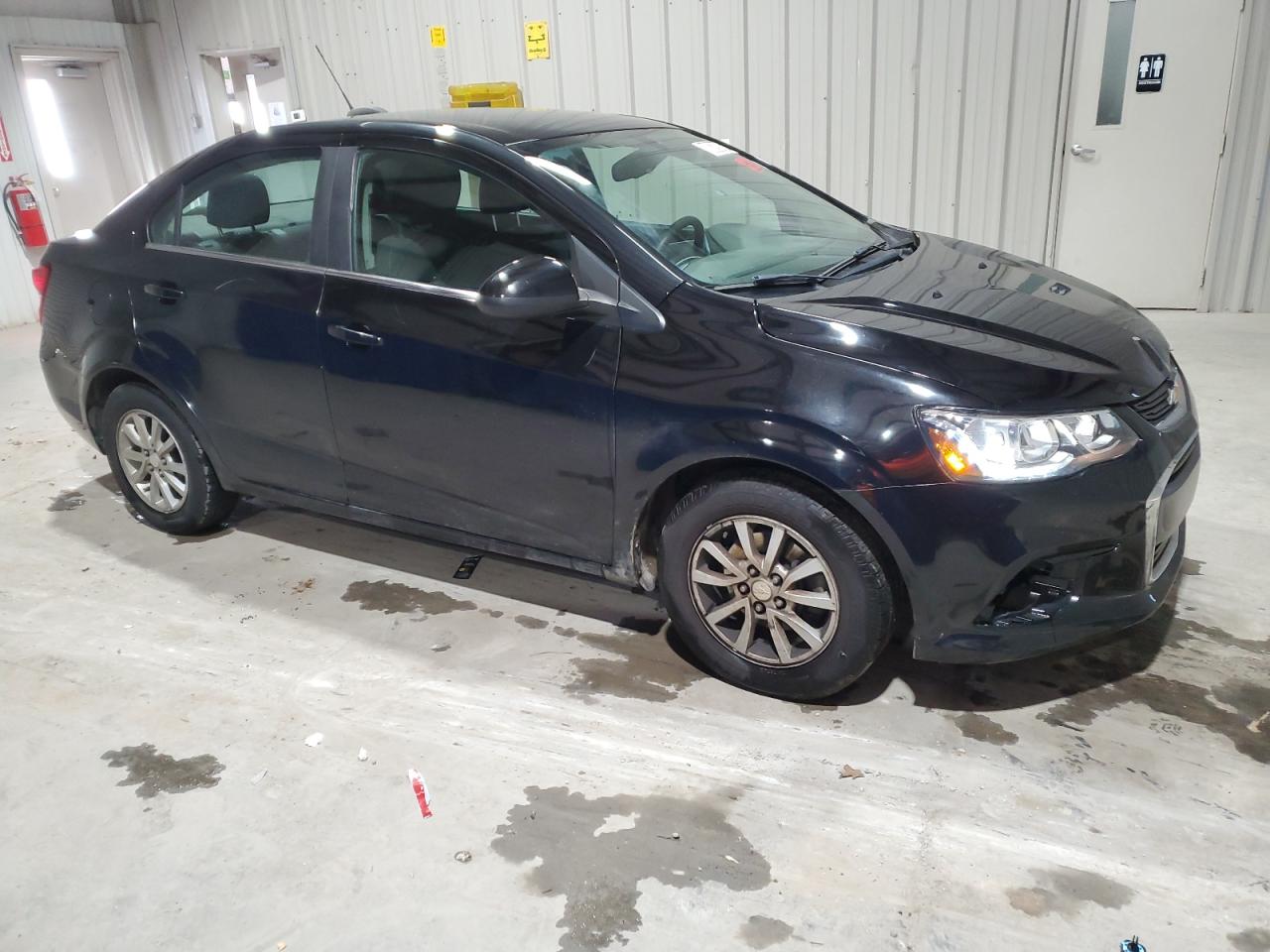 VIN 1G1JD5SB3K4126426 2019 CHEVROLET SONIC no.4