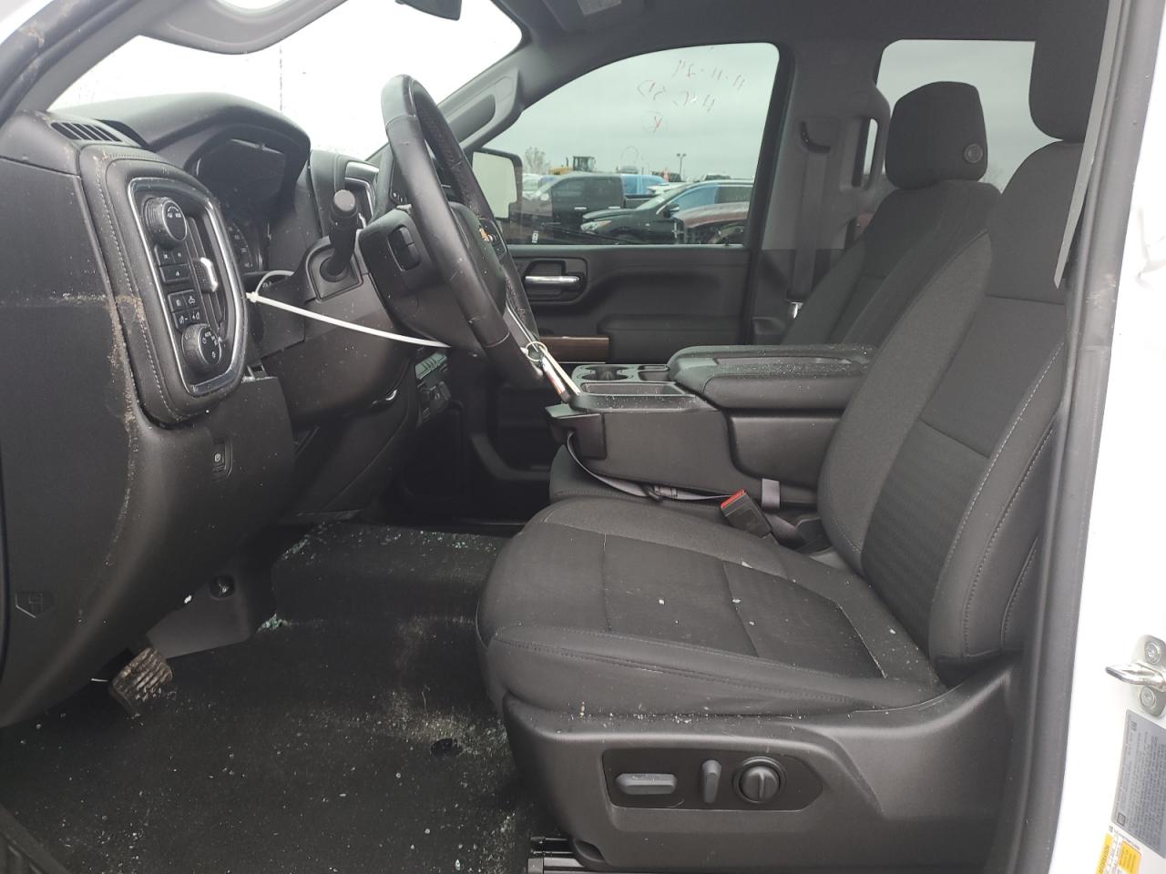 2022 Chevrolet Silverado - Image 7