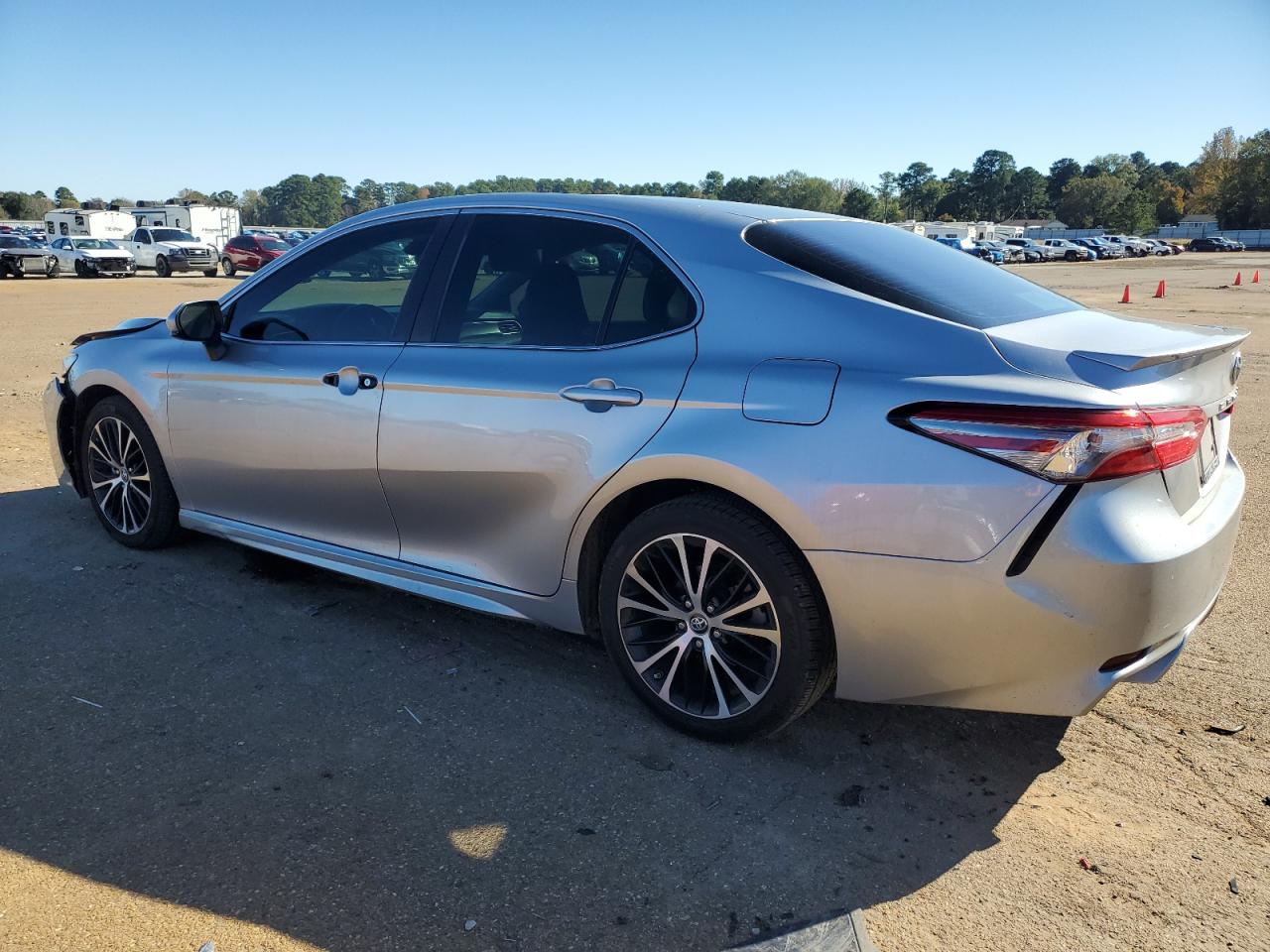 2018 Toyota Camry - Image 2