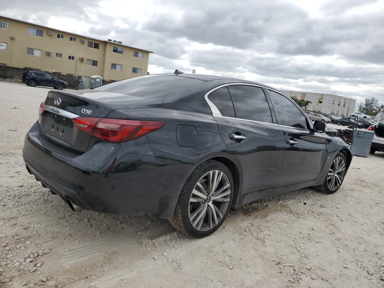 2018 Infiniti Q50 - Image 3