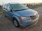 2010 Chrysler Town & Country Touring продається в Arcadia, FL - Water/Flood