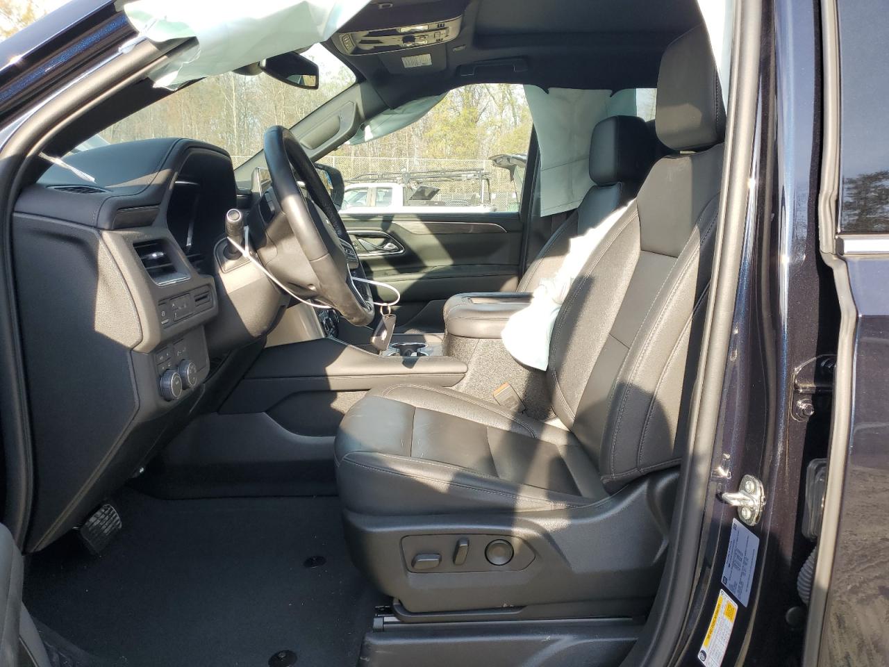 2023 Chevrolet Suburban - Image 7