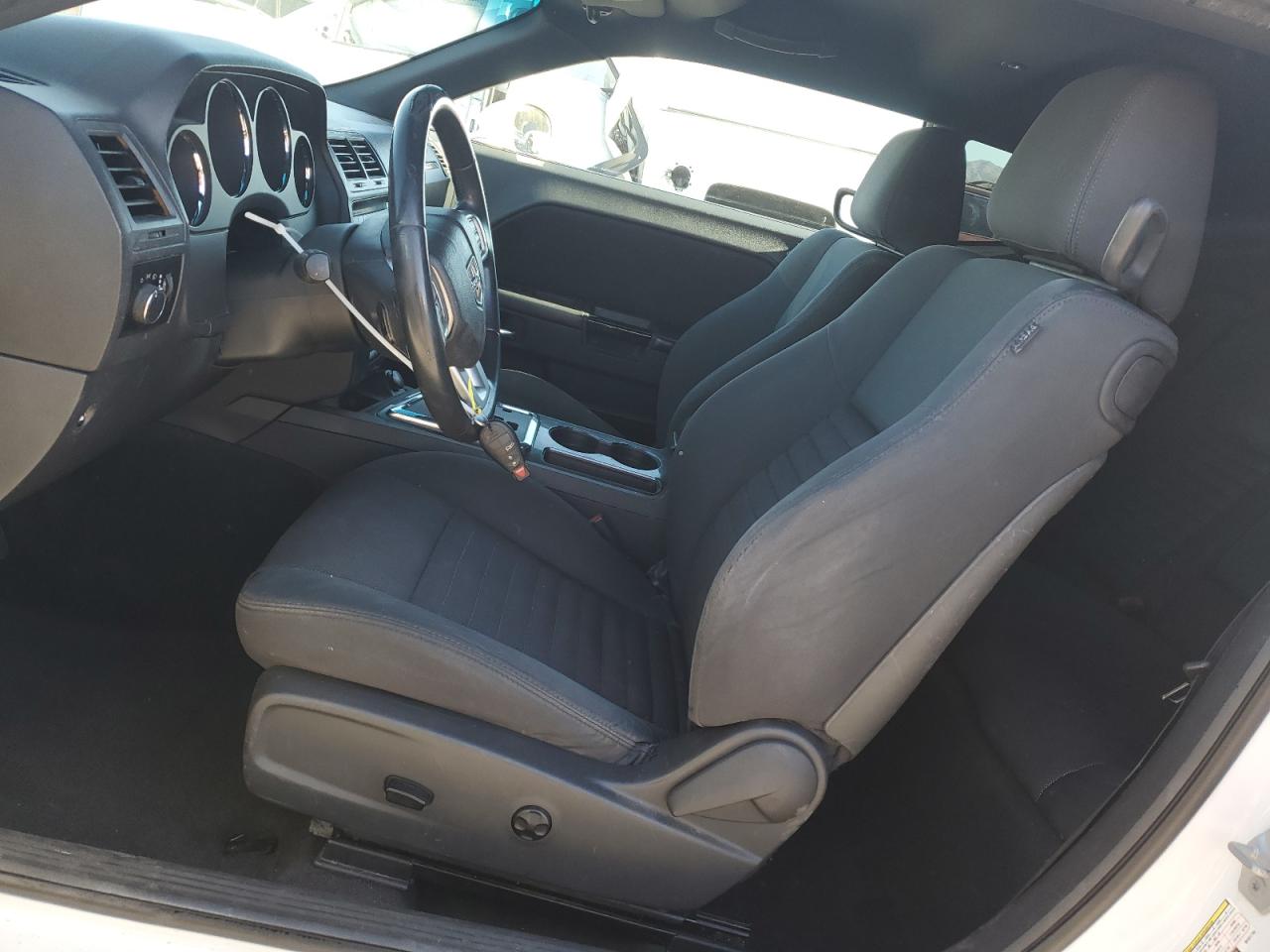 2011 Dodge Challenger - Image 7