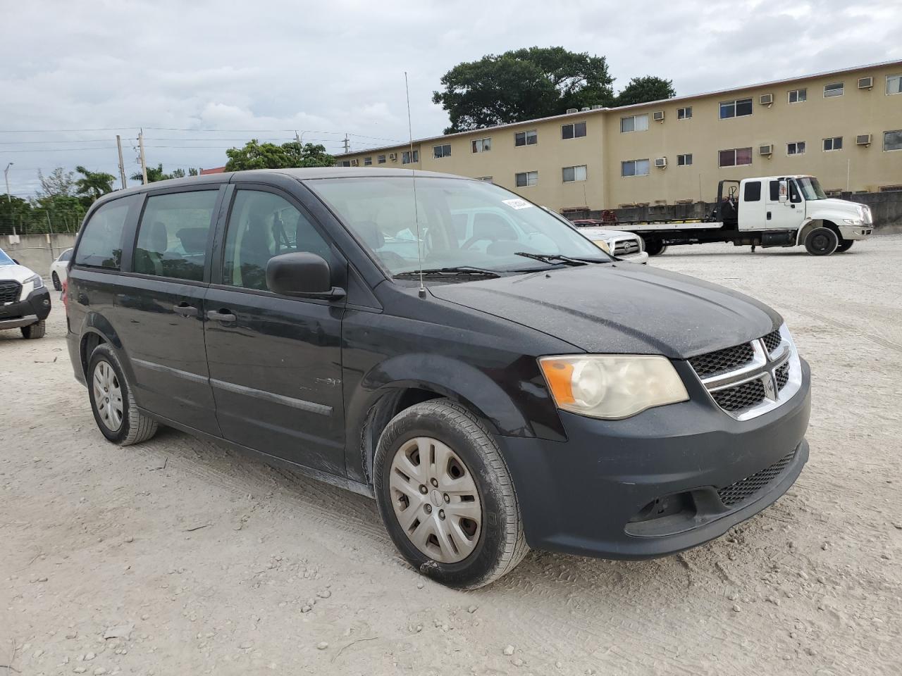 2014 Dodge Caravan - Image 4