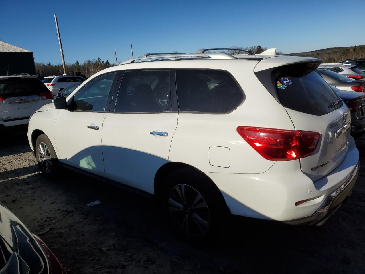 VIN 5N1DR2MM8KC655407 2019 NISSAN PATHFINDER no.2