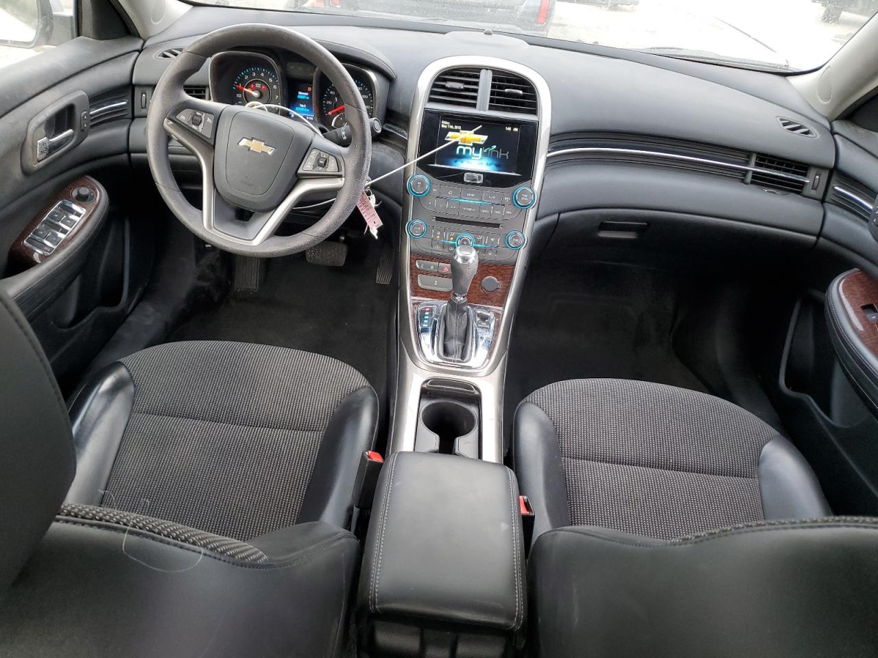 2013 Chevrolet Malibu - Image 8