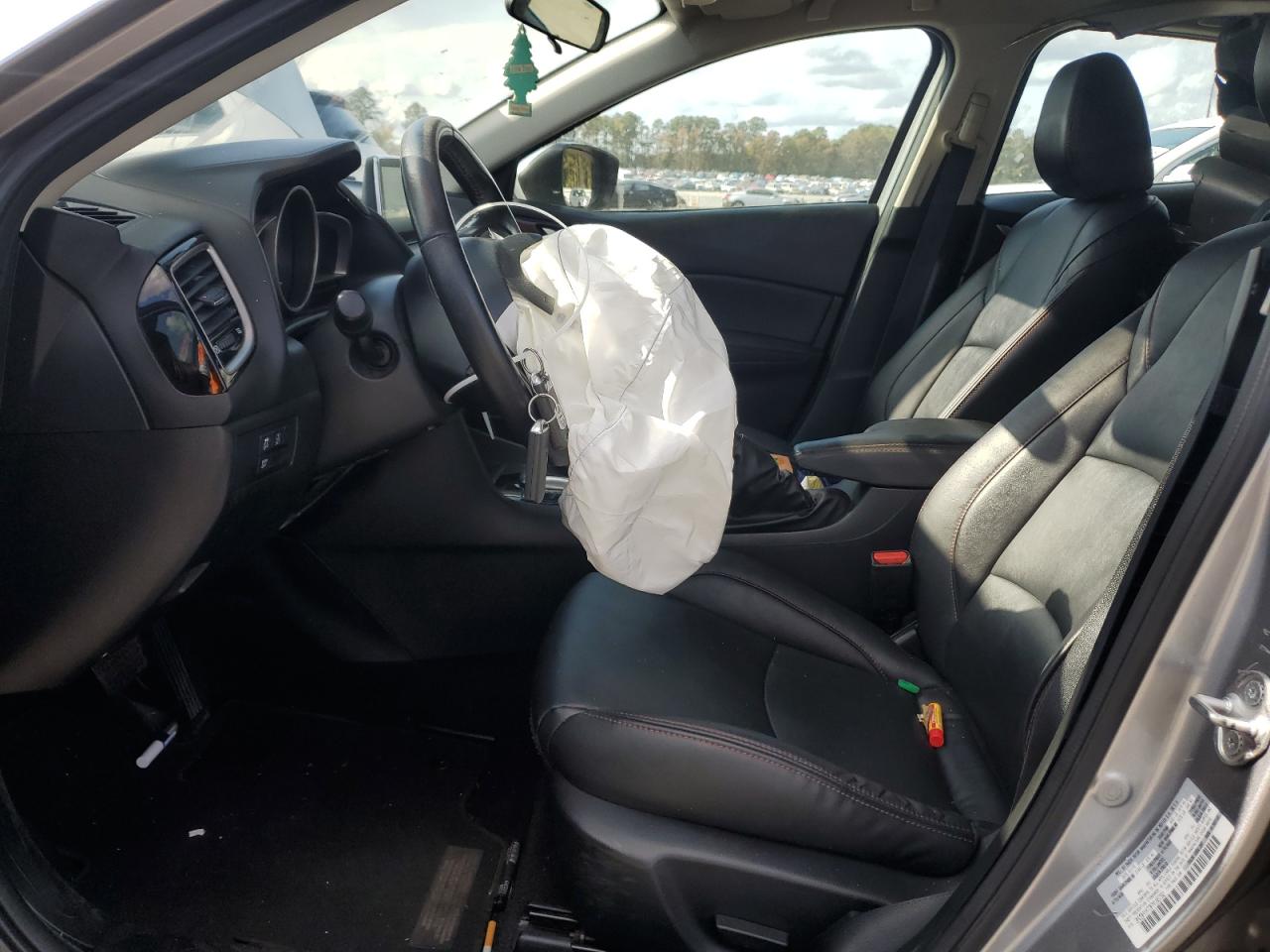 2015 Mazda 3 - Image 7