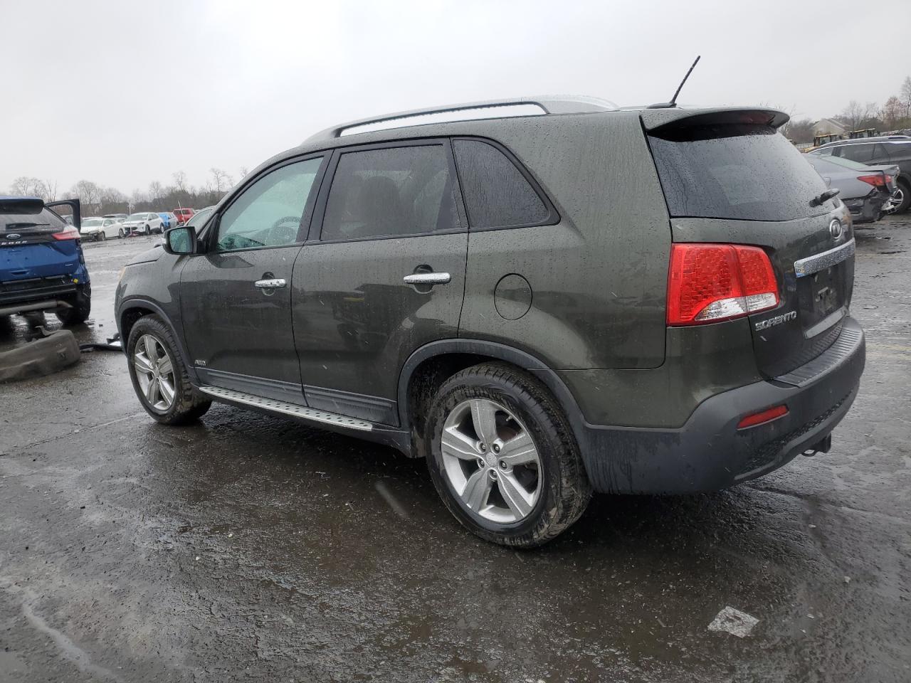 2012 Kia Sorento - Image 2