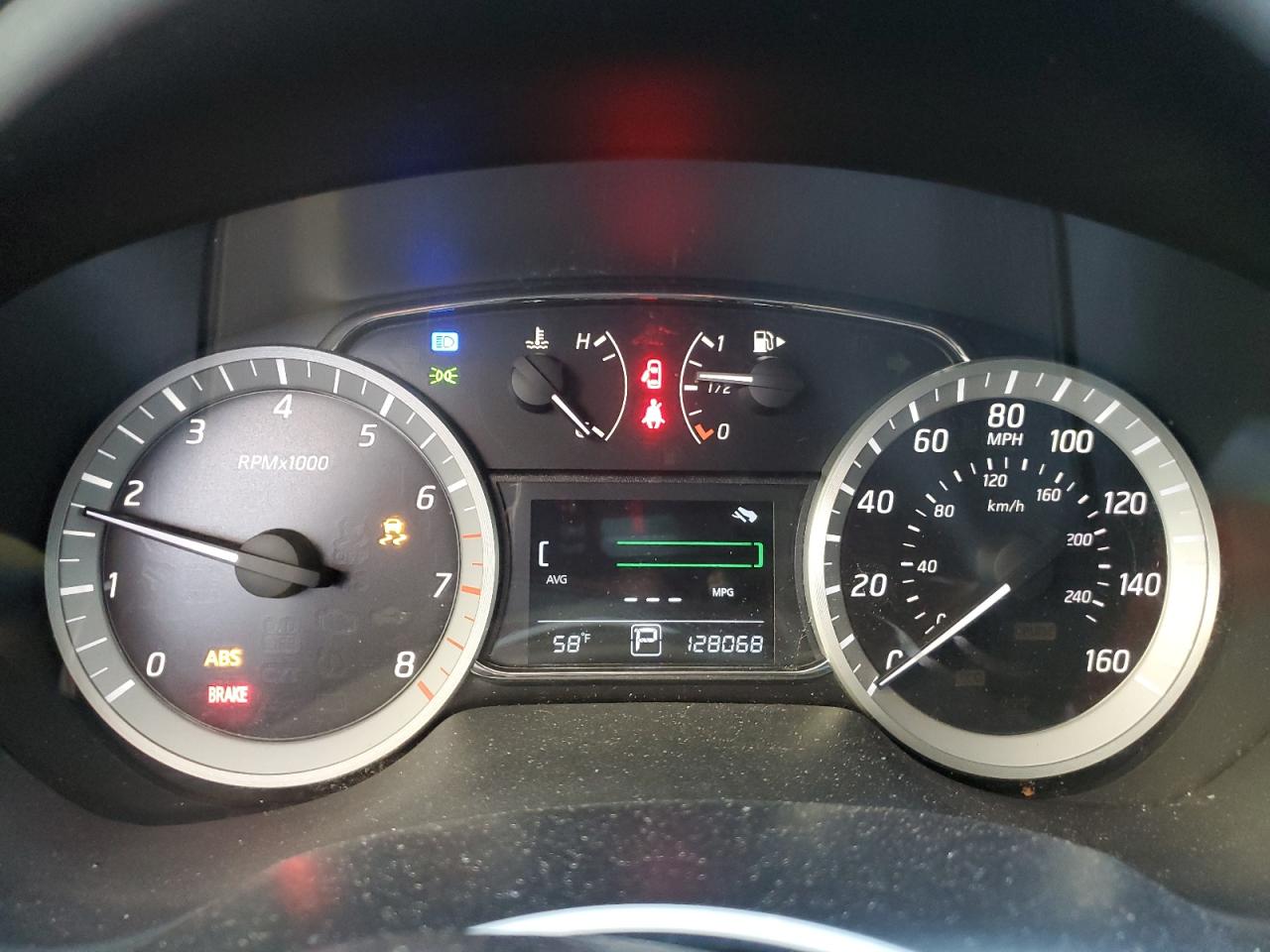2015 Nissan Sentra - Image 9