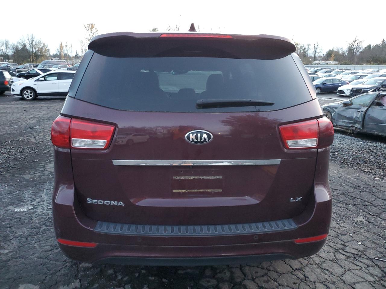 2016 Kia Sedona Lx VIN: KNDMB5C10G6163560 Lot: 82212654