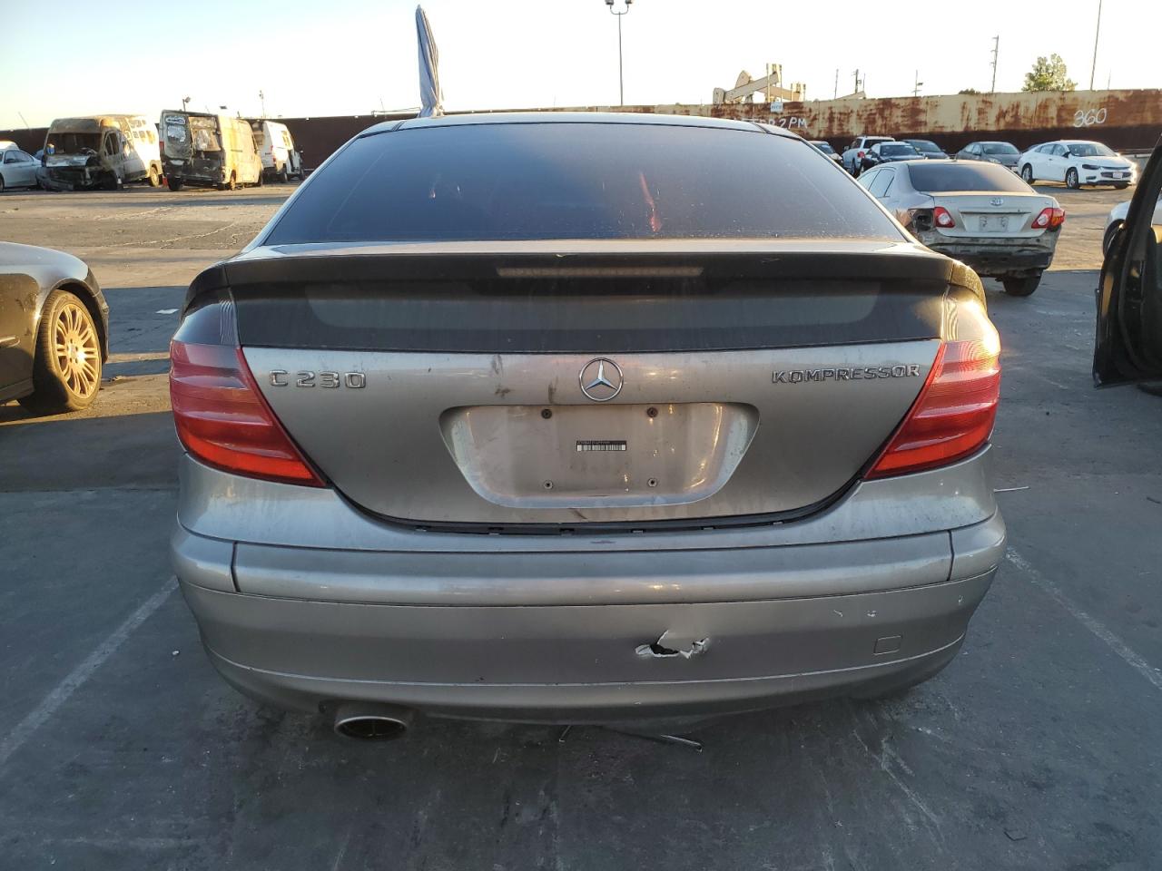 2004 Mercedes-Benz C 230K Sport Coupe VIN: WDBRN40J74A589989 Lot: 79285974