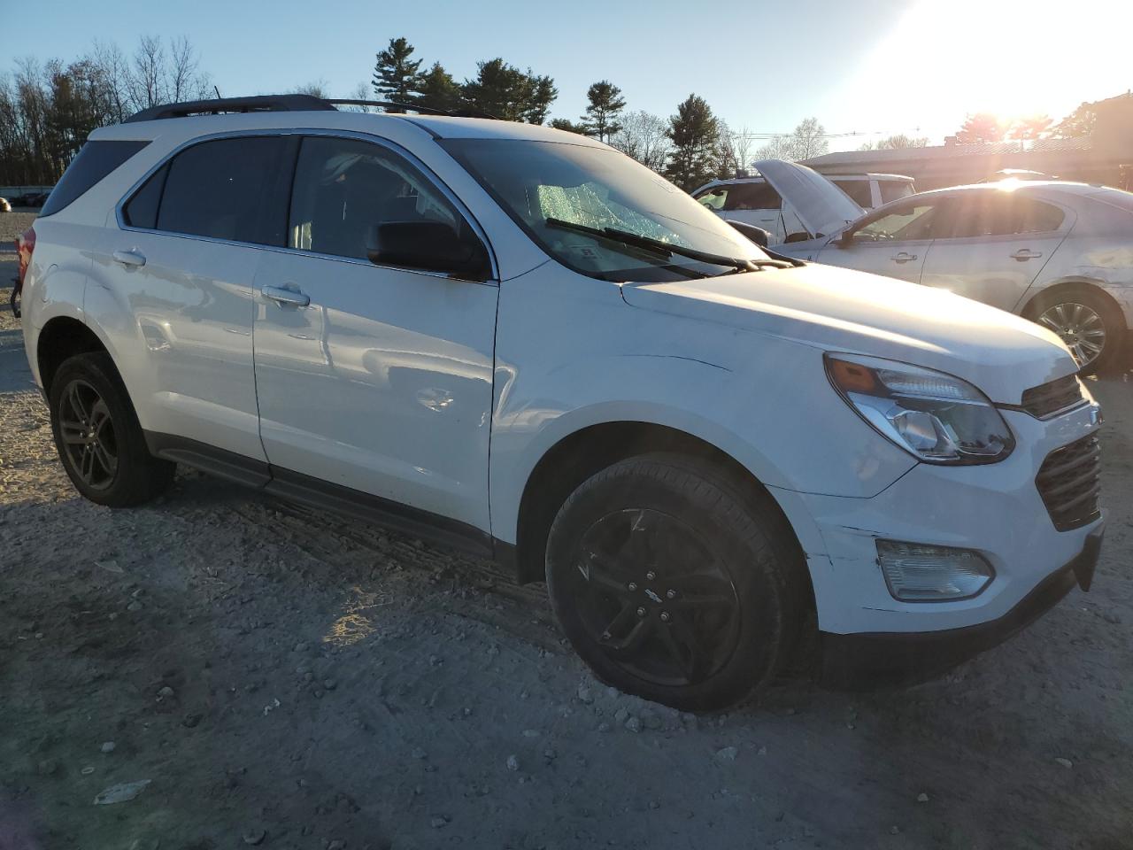 2017 Chevrolet Equinox - Image 4