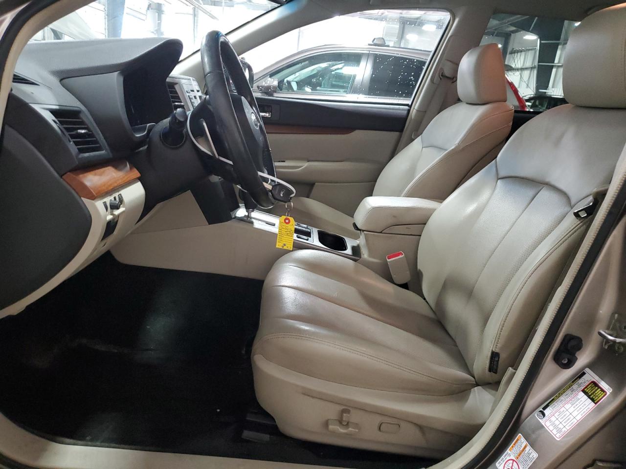 2014 Subaru Outback - Image 7