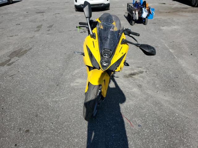 2024 SUZUKI GSX800 F