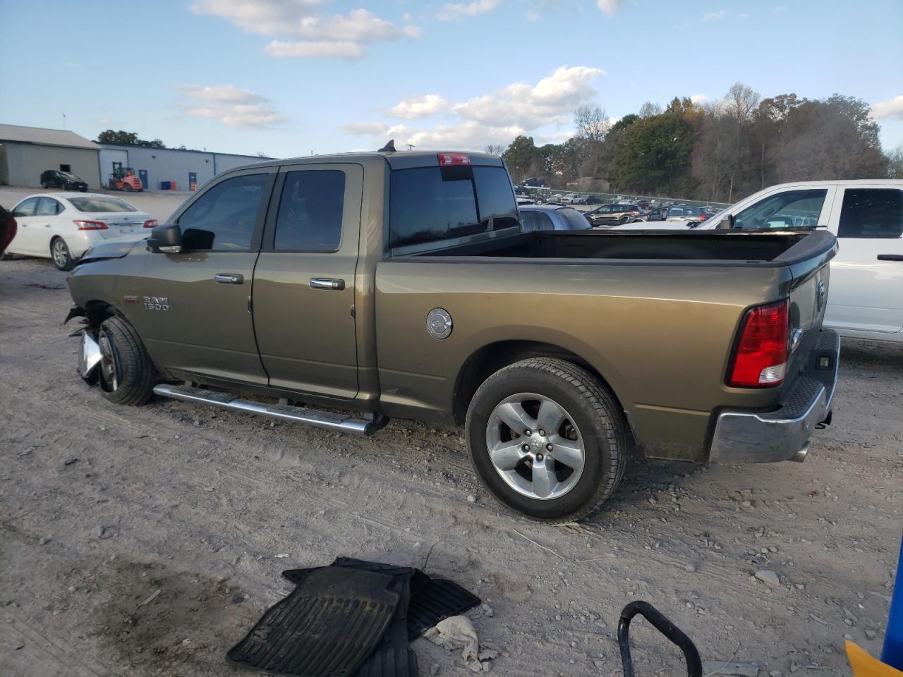 2015 RAM 1500 - Image 2