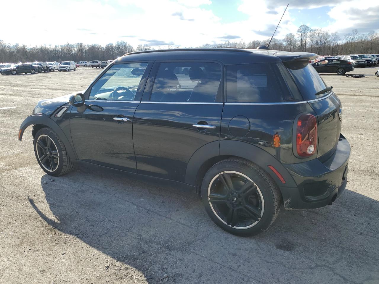 2015 MINI Cooper - Image 2