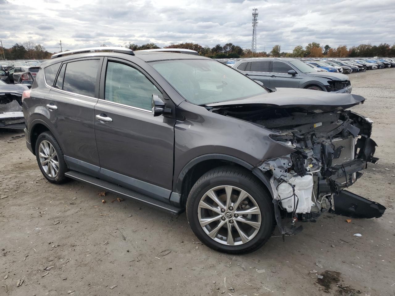 2016 Toyota RAV 4 - Image 4