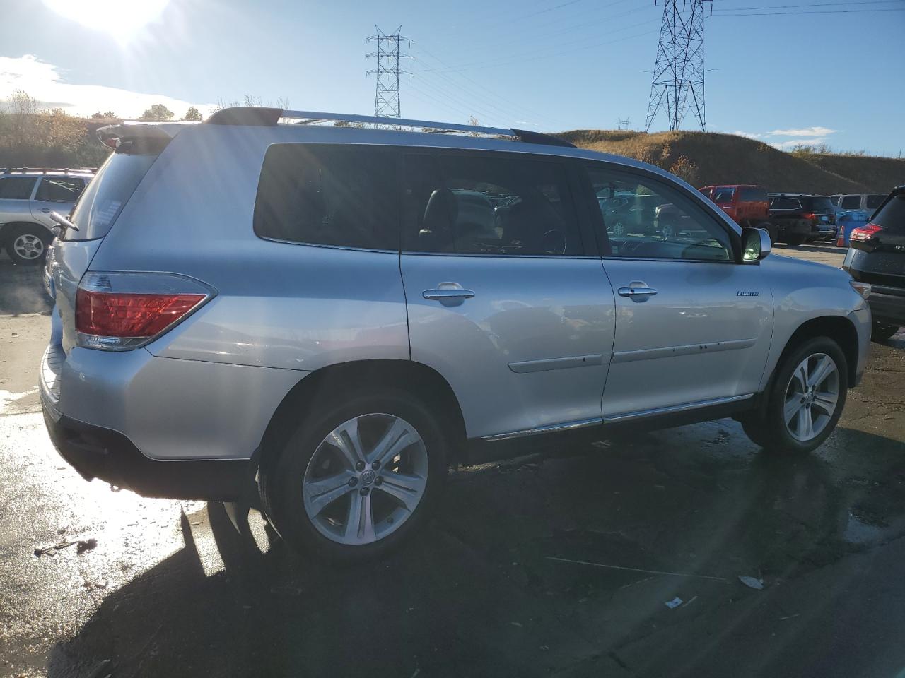 2012 Toyota Highlander - Image 3