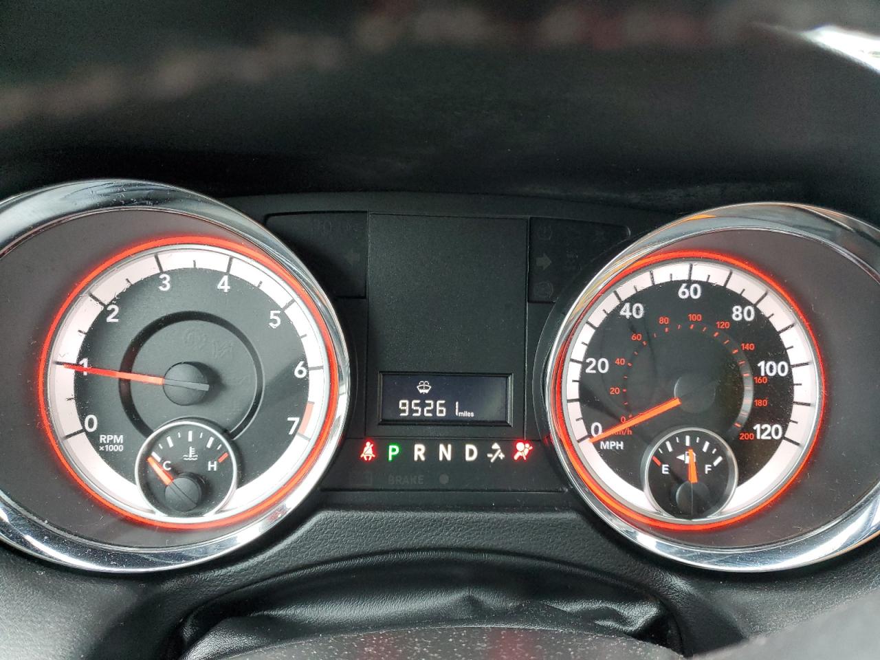 2019 Dodge Caravan - Image 9