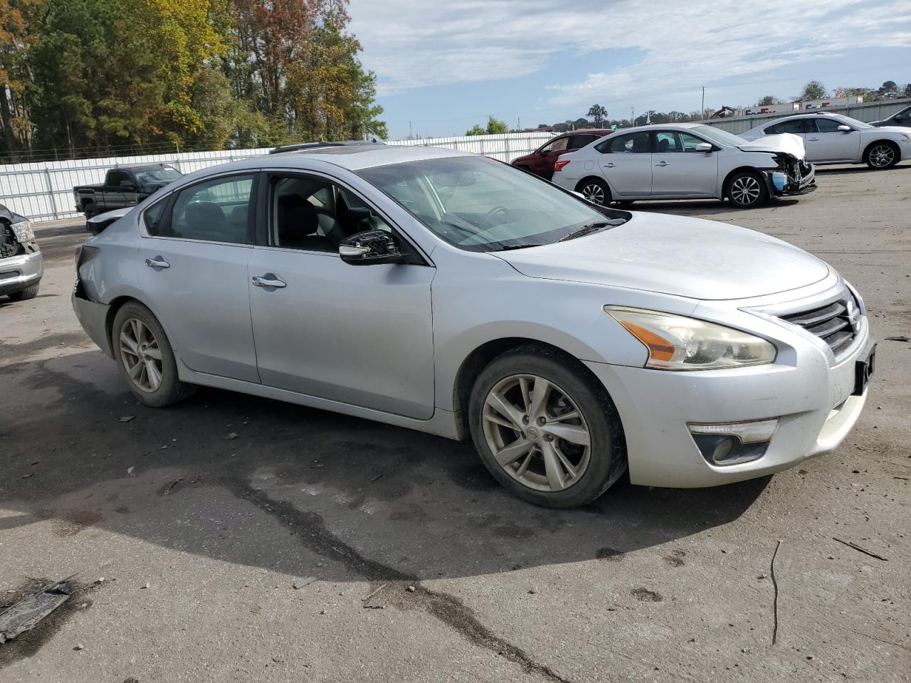 2014 Nissan Altima - Image 4