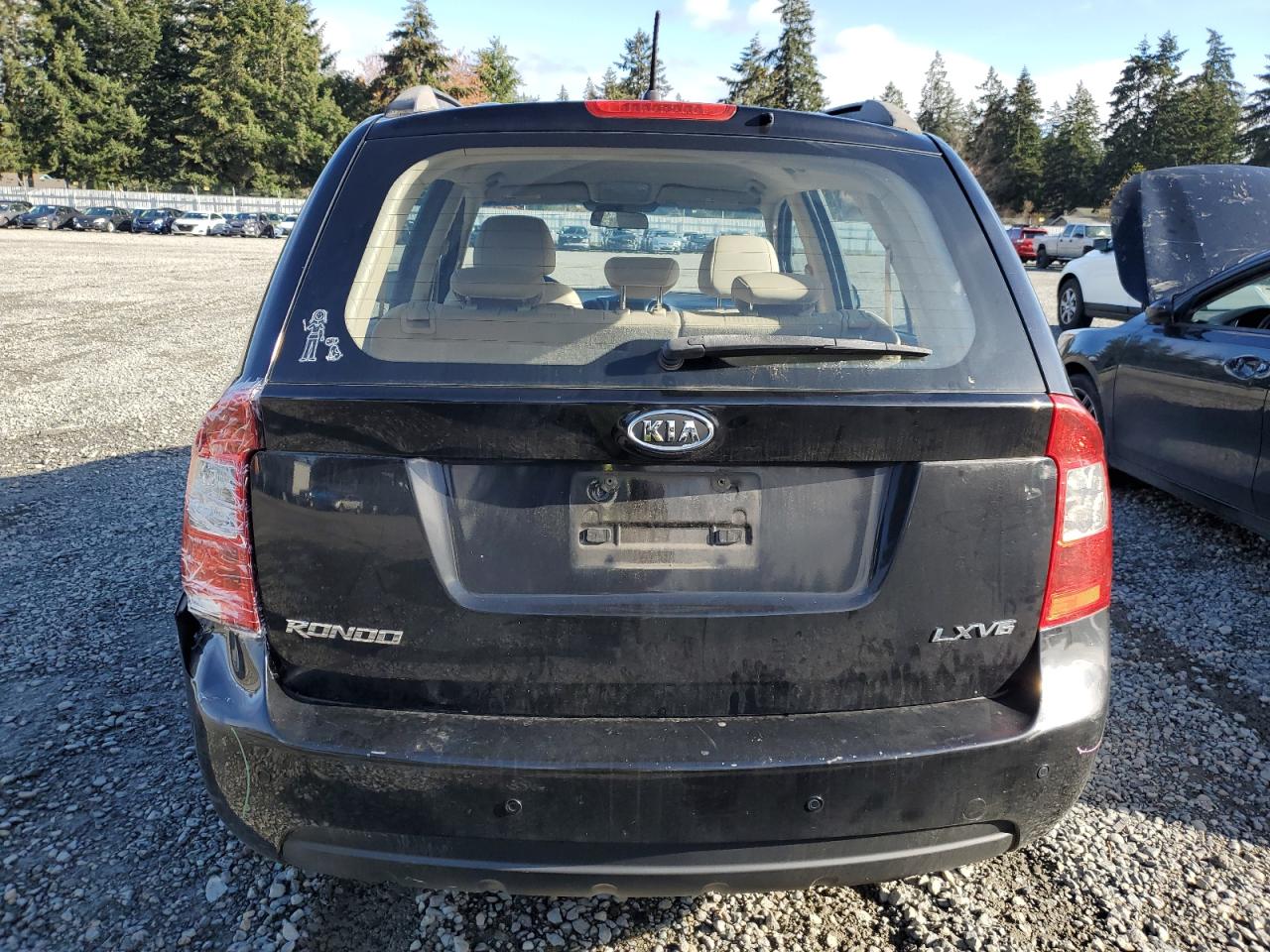 2008 Kia Rondo Lx VIN: KNAFG526787174118 Lot: 79904374