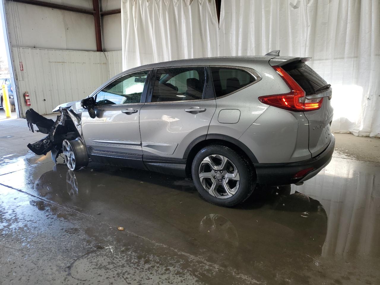 2017 Honda CR-V - Image 2
