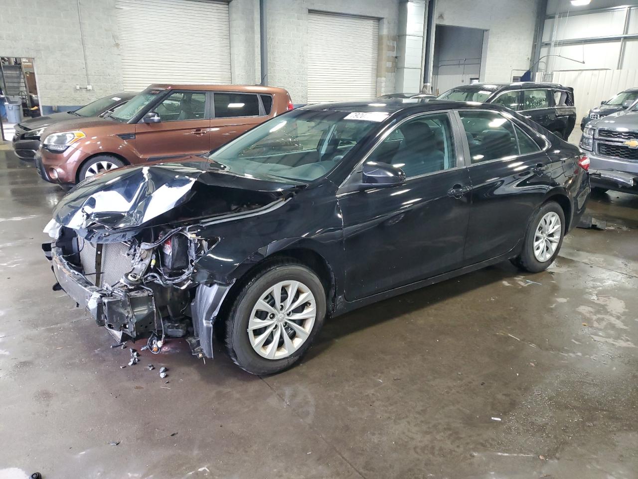 4T4BF1FK4FR504091 2015 TOYOTA CAMRY - Image 1