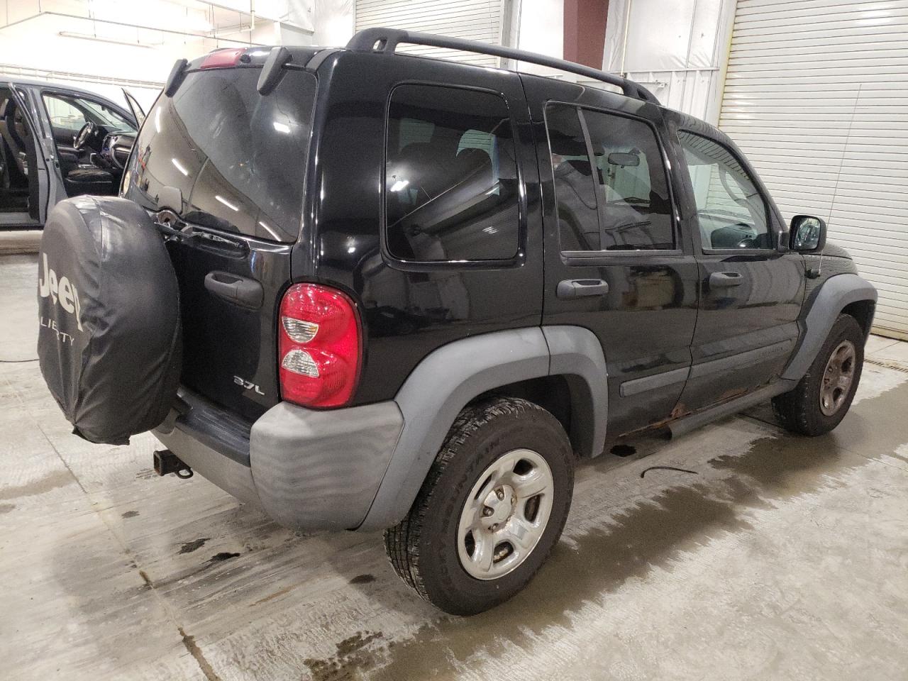 2007 Jeep Liberty Sport VIN: 1J4GL48KX7W500879 Lot: 81458664