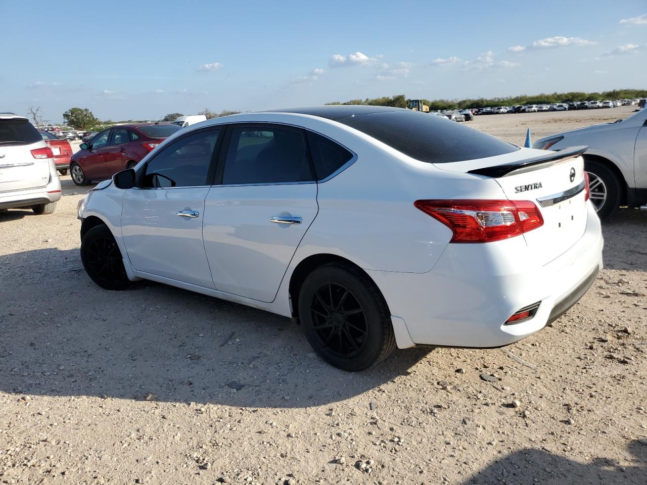 2019 Nissan Sentra - Image 2