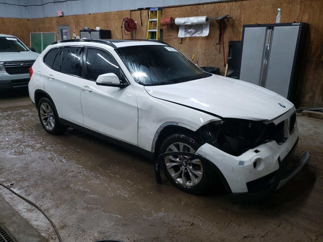 2014 BMW X1 - Image 4