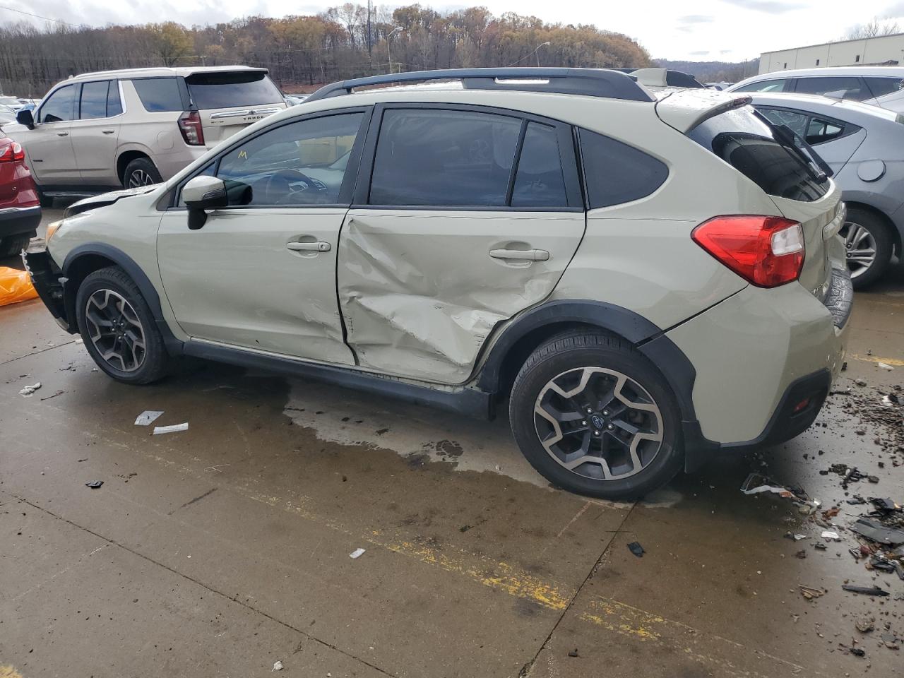 2017 Subaru XV - Image 2