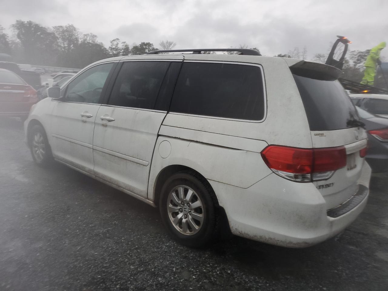 2010 Honda Odyssey - Image 2