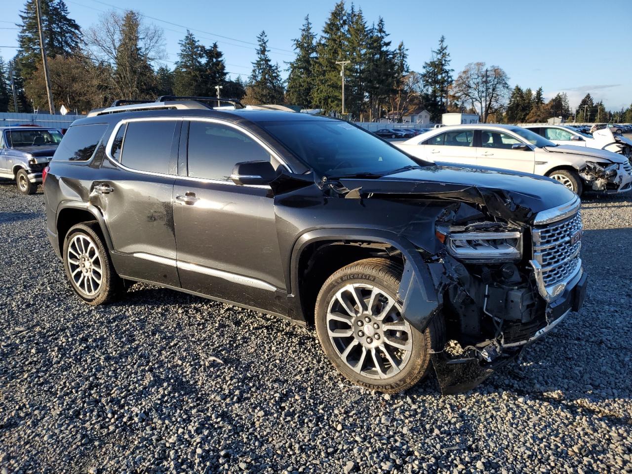 2021 GMC Acadia - Image 4
