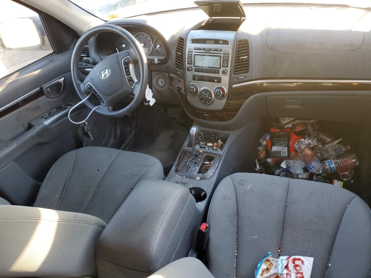 2011 Hyundai Santa Fe - Image 8