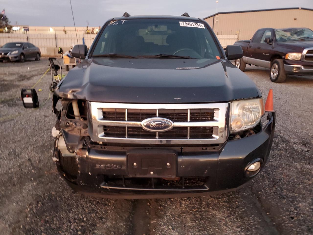 2009 Ford Escape - Image 5
