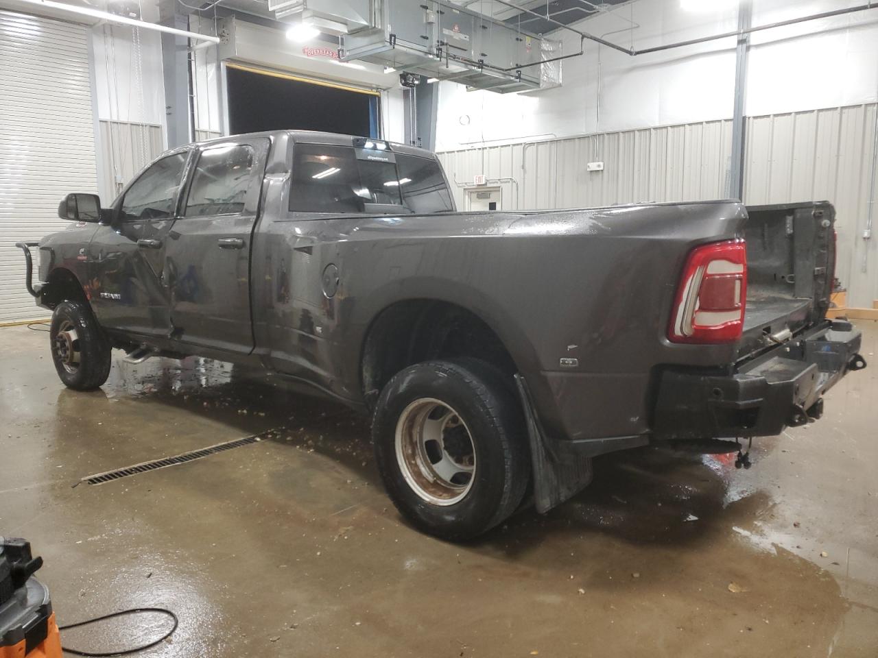 2021 RAM 3500 - Image 2