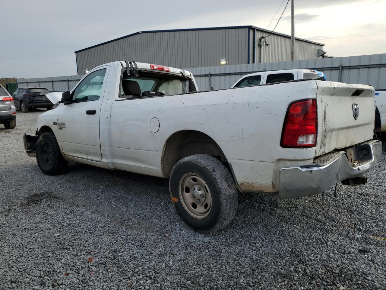 2019 RAM 1500 - Image 2
